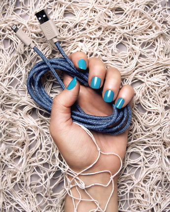 Bleu iPhone Lightning cable · 2 meter · Made of recycled fishing nets-2